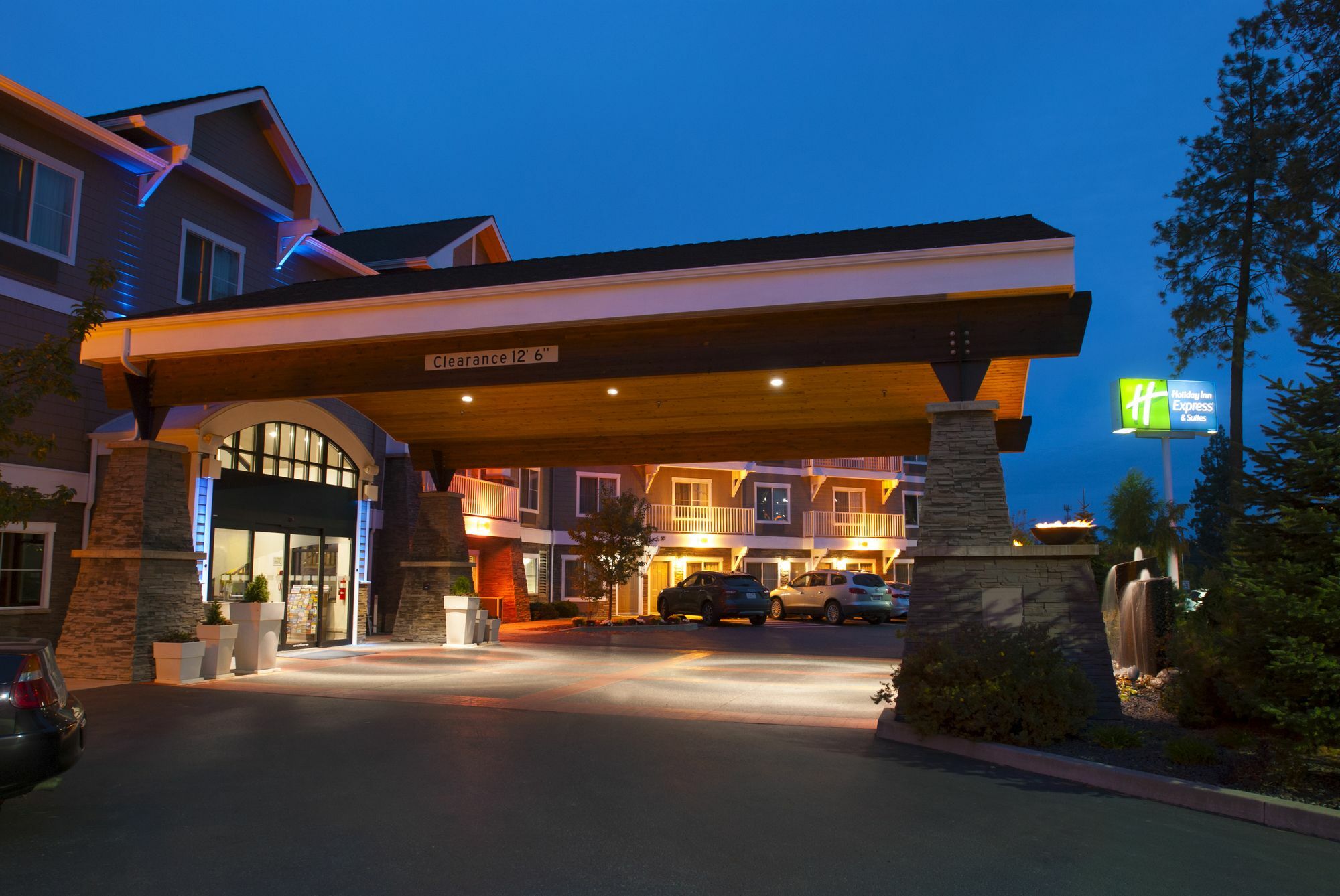 Holiday Inn Express Hotel & Suites Coeur D'Alene I-90 Exit 11, An Ihg Hotel Екстериор снимка